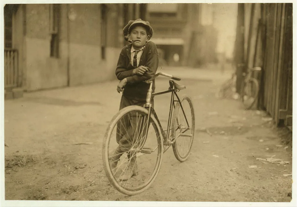 Messenger boy working for Mackay Telegraph Company. Said fifteen…, Texas, 1913