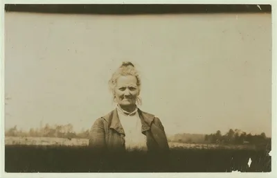 Photograph from 1915: Grandmother of the Britt children. See 1914, also…