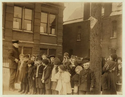 [Children from school No. 2 in the Italian district Terrace[?] nr.…, New York (State), 1910