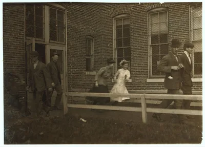 Noon hour Brown Shoe Factory. Note young girl in photo - not the…, Missouri, 1910