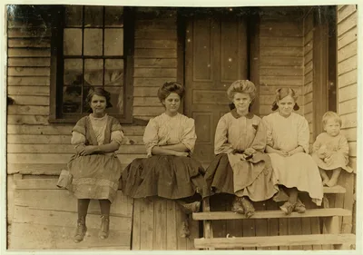Girls working in Springstein Mills, Chester, S.C. Zetella Gallman (by…, South Carolina, 1908