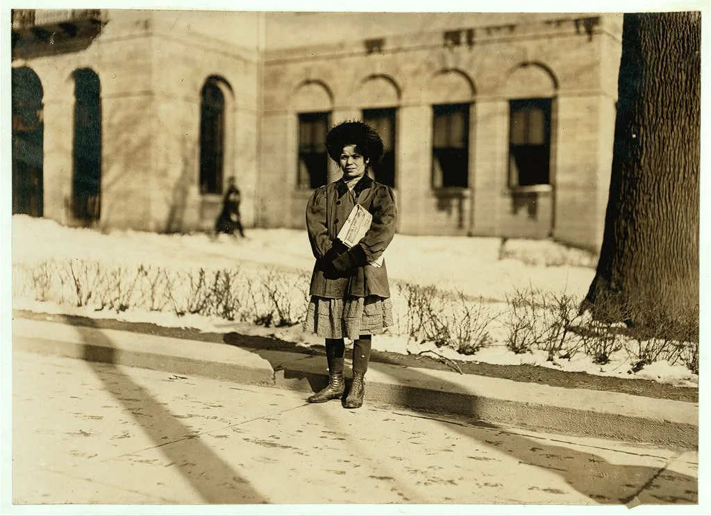 Mary Dunn 11 years old. Been selling 1 year. Sells until 7 P.M.,…, Connecticut, 1909