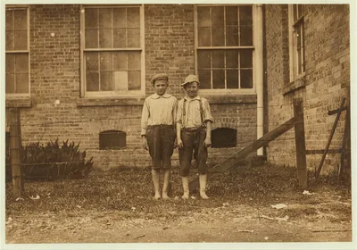 Herbert, a doffer, and Walter, a spinner (learning, but runs about…, Mississippi, 1911