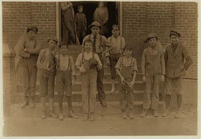 Noon hour, Lancaster Cotton Mills, S.C.  Location: Lancaster, South…, South Carolina, 1908