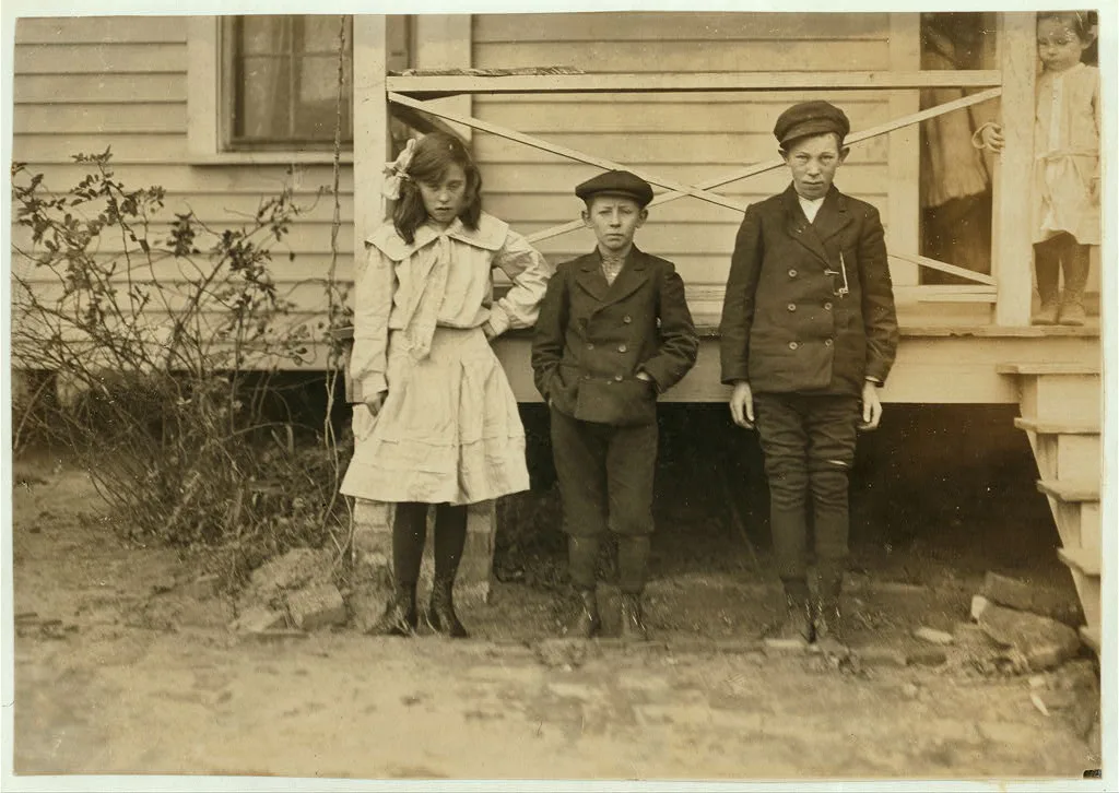 Children of night superintendent, in Dickson Mill, Laurinburg, N.C.…, North Carolina, 1908