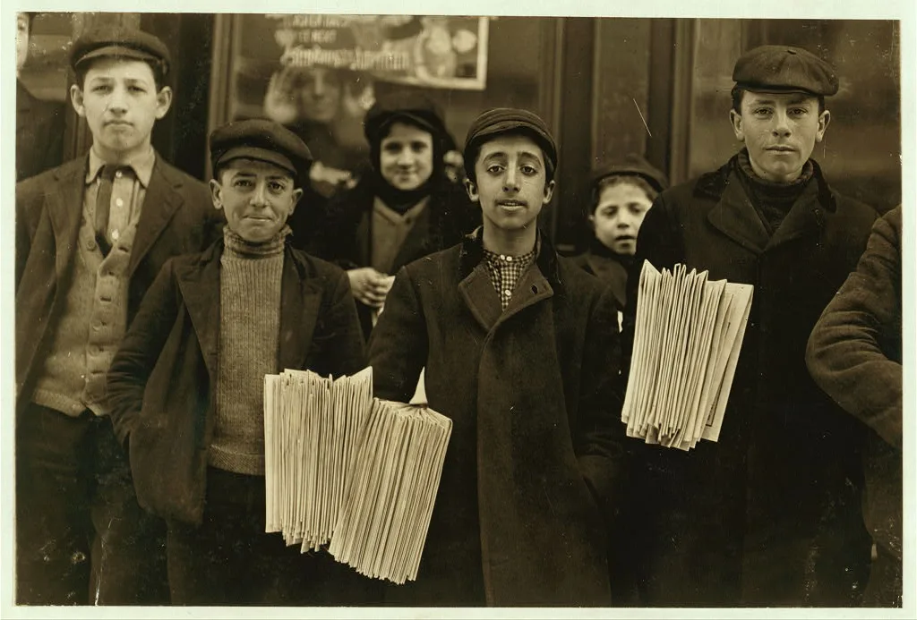 Hartford, Conn., newsboys. Boy in middle, Joseph De. Lucco, has been…, Connecticut, 1909