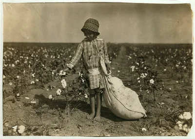 6-year old Jewel Walker. See 4564 and 4565.  Location: Comanche…, Oklahoma, 1916