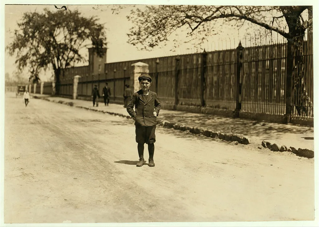 Joseph Arthur Houle. (See photo #787.) I saw him working in Amoskeag…, New Hampshire, 1909