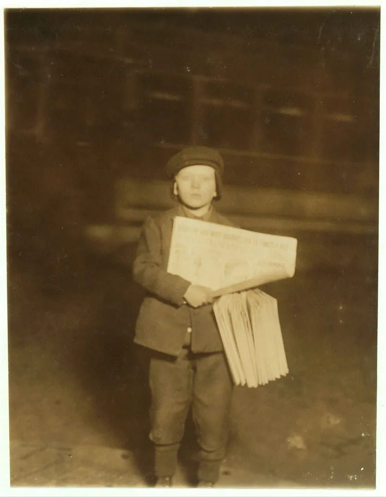Stanley Fozurowski, 9 years old. Selling papers at 9:30 P.M. Dec.…, New Jersey, 1909