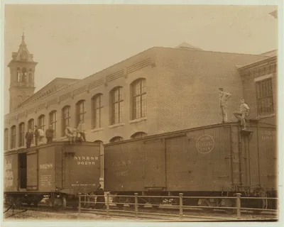 Dangerous Noon-hour Recreation. Doffer boys and others from Pacific…, Massachusetts, 1910