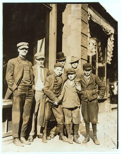 Candy Workers, Kibbe's Factory.  Location: Springfield, Massachusetts, 1910