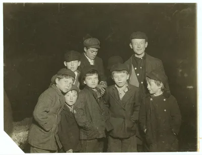Youngsters hanging about the streets at 10 P.M.  Location: Troy, New…, New York (State), 1910
