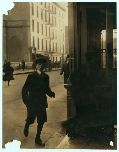 Wanamaker's 8:30 A.M. Location: New York, New York (State), 1910