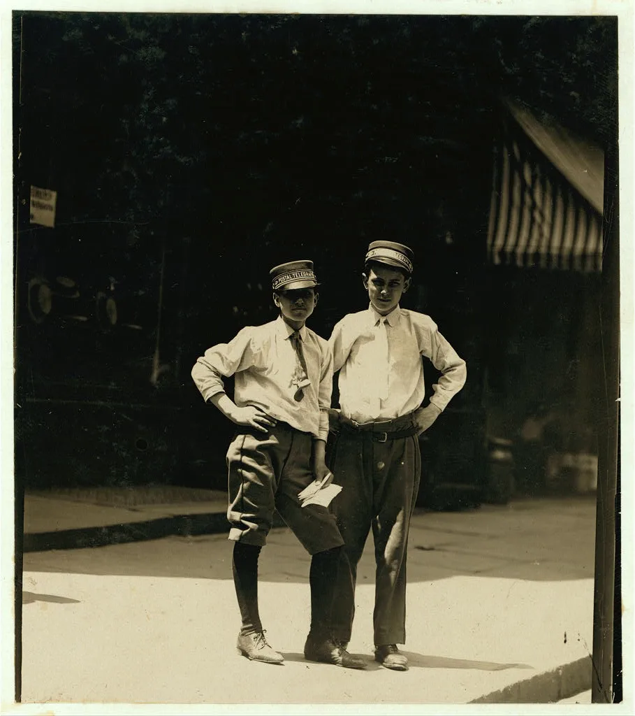 Broadway messenger.  Location: New York, New York (State), 1910