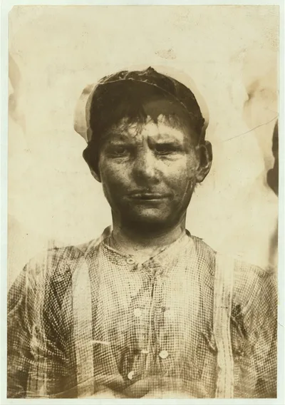 Composite photograph of child laborer made from cotton mill children, 1913