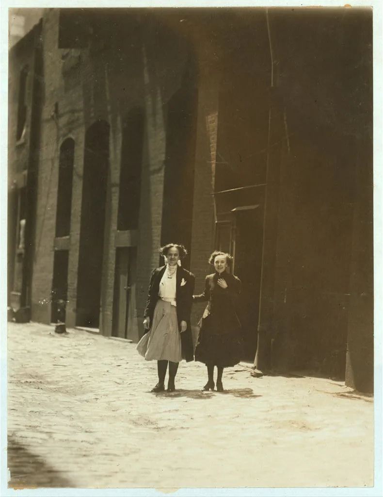 Noon, May 12th, 1910. Girls working in Inland Type Foundry, 9 to 10…, Missouri