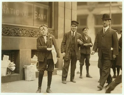 Truant newsboy, Broadway and Locust Sts. 11 A.M.  Location: St.…, Missouri, 1910