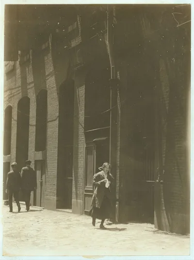 Noon May 12th, 1910. Girls working in Inland Type Factory. 9 to 10…, Missouri