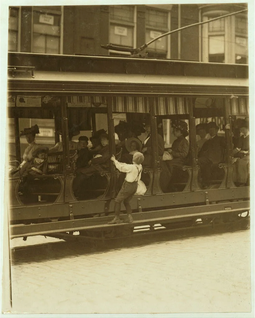 Donald Mallick, ("Happy"), 203 King Street. 9 years of age, selling…, Delaware, 1910