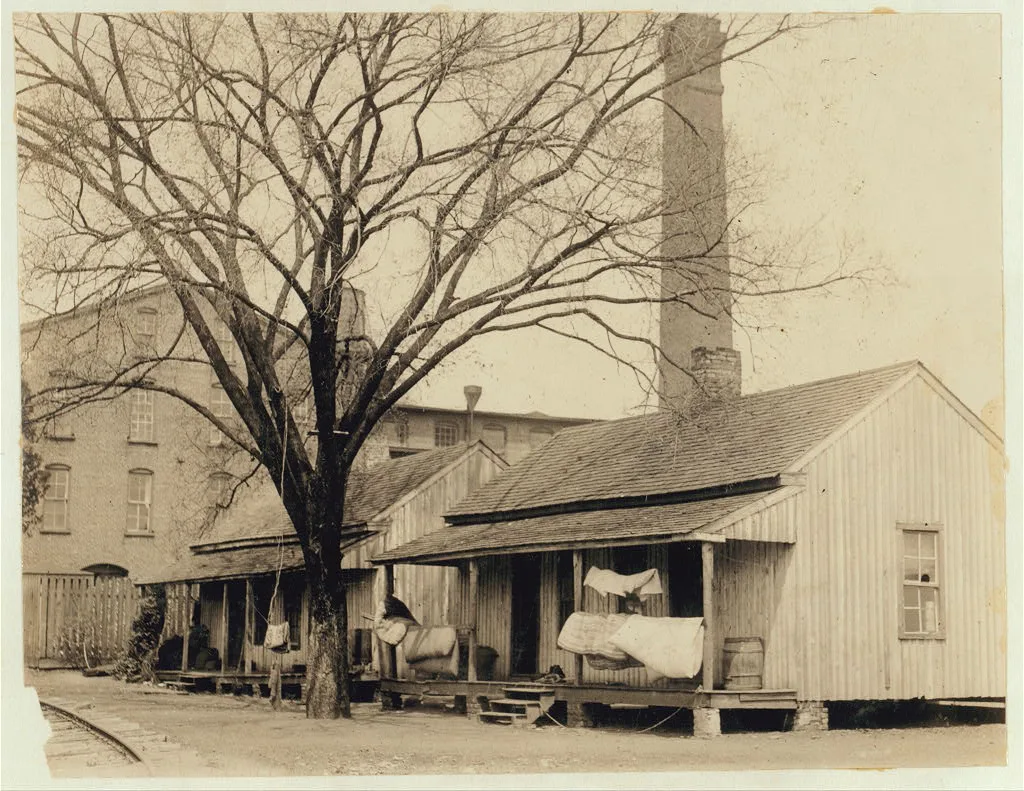 Housing conditions, Floyd Cotton Mill.  Location: Rome, Georgia, 1913