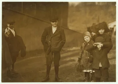 Stanley Sypeck, Jasimine St., W. Springfield. Works in the Dwight…, Massachusetts, 1911