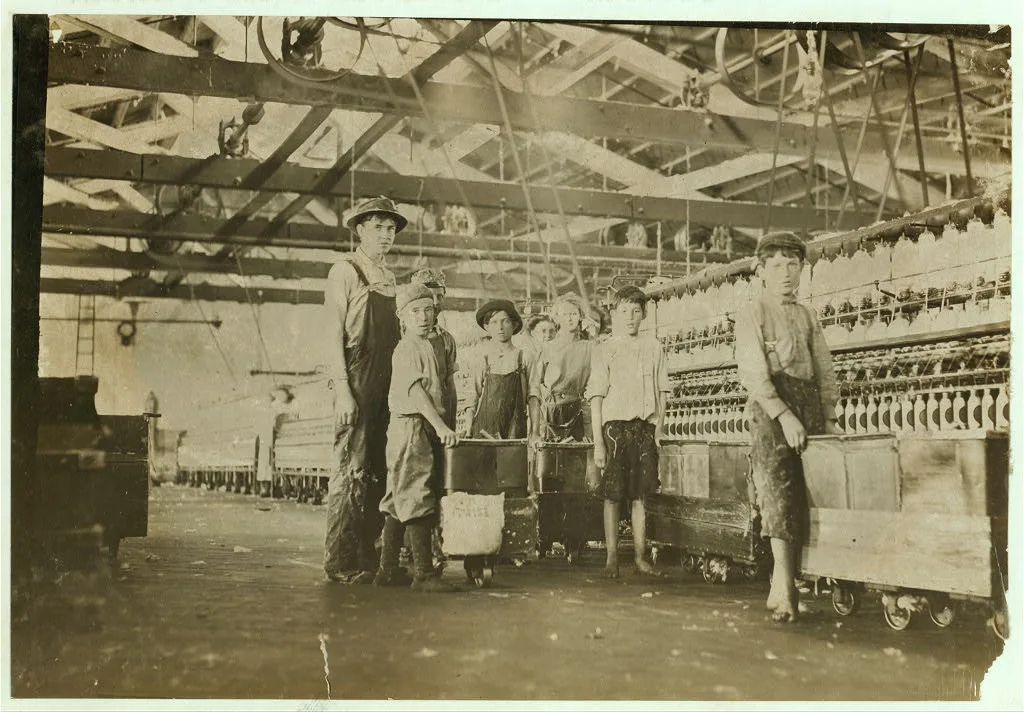 Group of doffers and spinners working in Roanoke Cotton Mills (Va.) I…, Virginia, 1911
