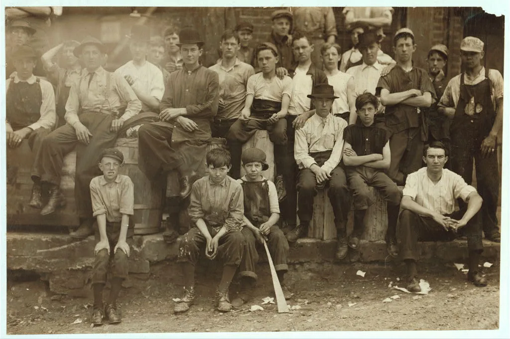These are the smallest workers I could find at Southland Shoe…, Virginia, 1911