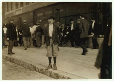 [Shots at the young workers going to Ayer Mill, 6:30 to 7 A.M. All…, Massachusetts, 1911