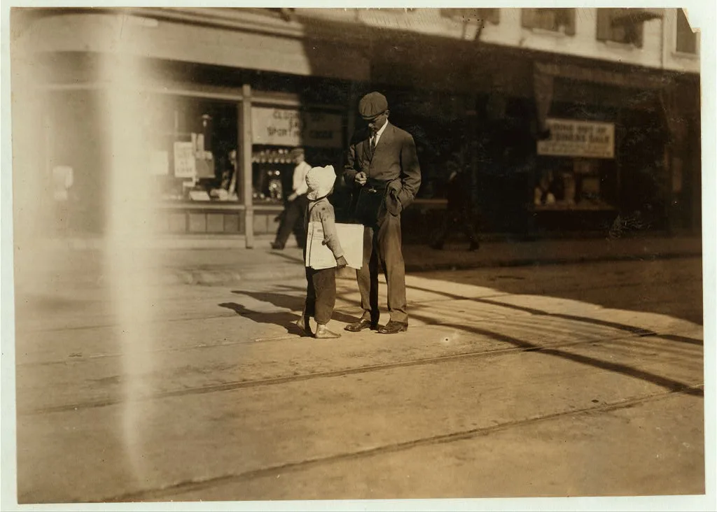 Joe Perry, Grinnell St. Said he was 10. August 22, 1911. 7:15 A.M.…, Massachusetts