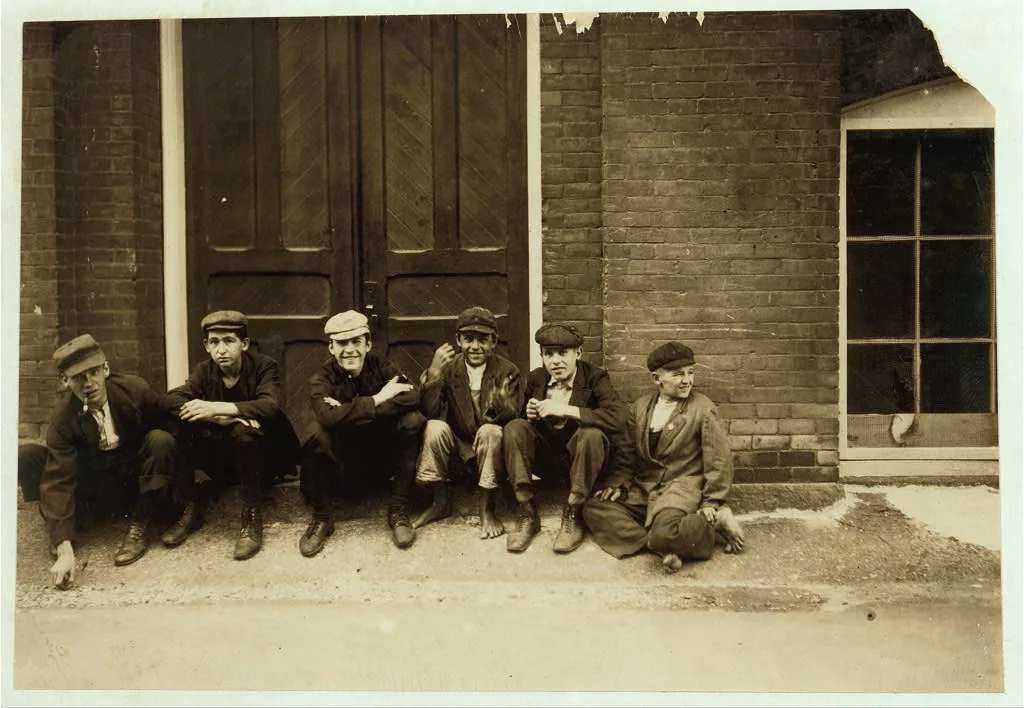 Workers in Berkshire Mills. Location: Adams, Massachusetts, 1911