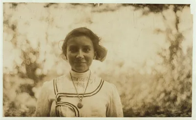 [Mamie La Barge.  Location: Winchendon, Massachusetts, 1911