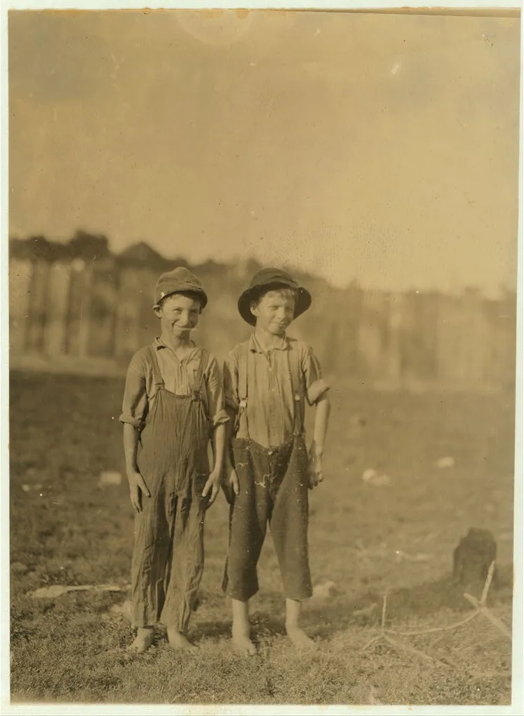 Lewis and Claude have been sweeping and spinning in a S.C. mill…, South Carolina, 1912