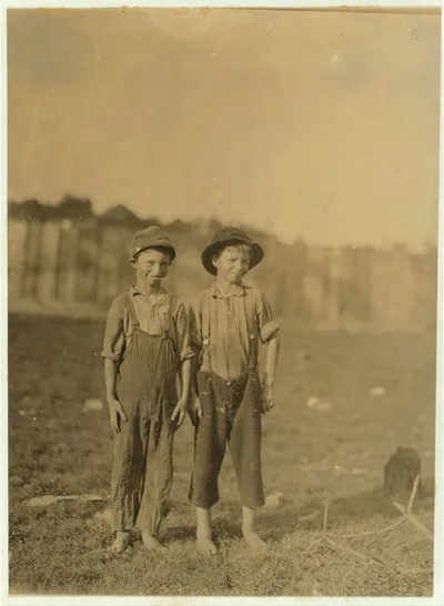 Lewis and Claude have been sweeping and spinning in a S.C. mill…, South Carolina, 1912