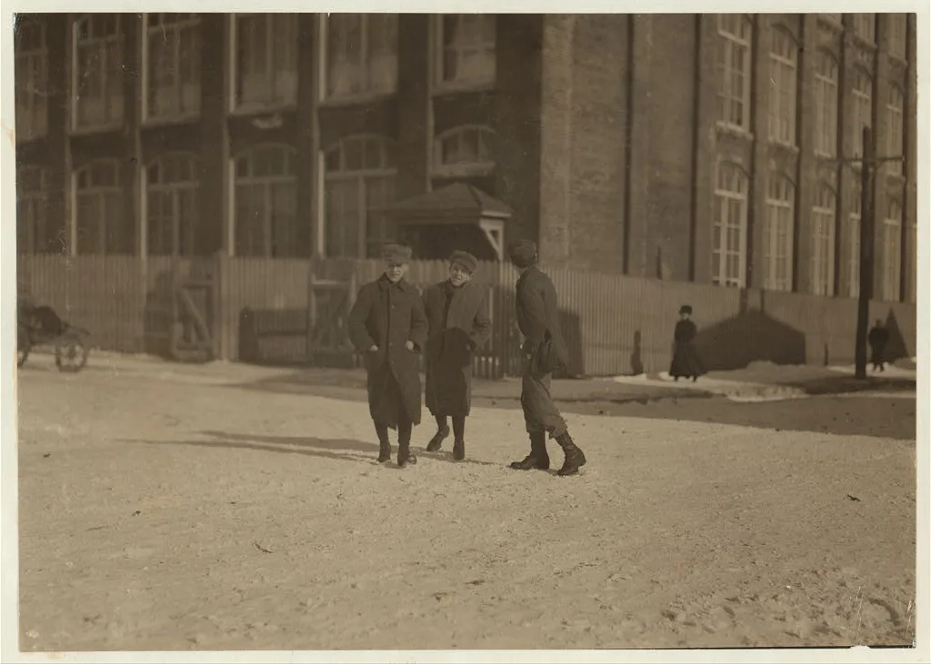 [Young workers adolescence and younger in Manomet, Nonquitt and…, Massachusetts, 1912