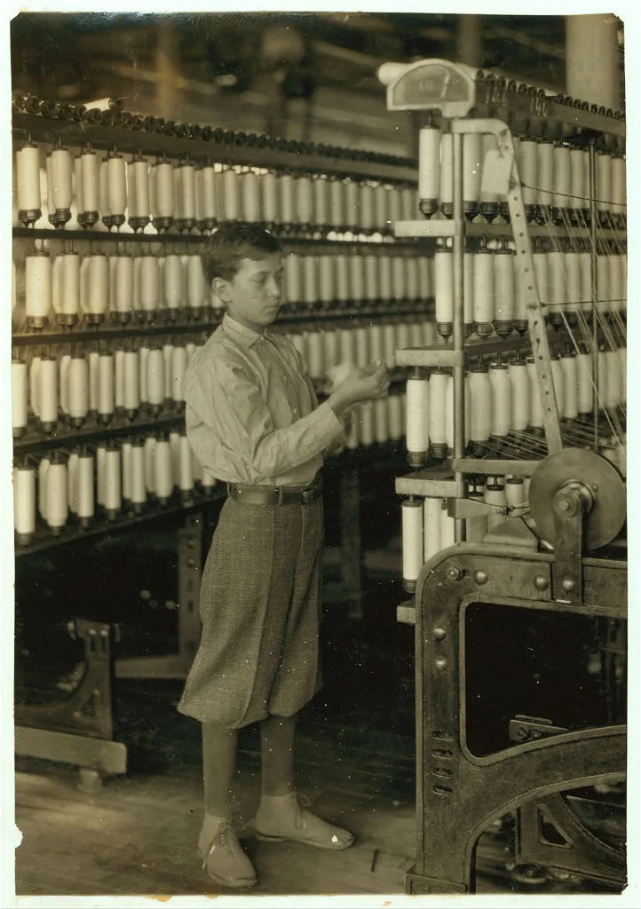 Back boy - 14 years old - Mule room. Berkshire Cotton Mills.…, Massachusetts, 1916