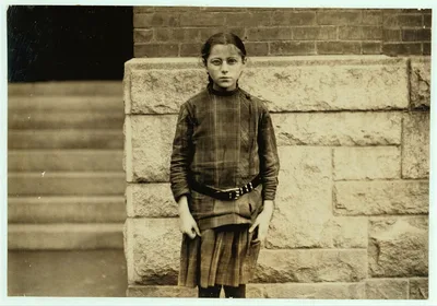 Irene Cohen, ten-year-old Newsgirl, Providence, R.I. (For Child…, Rhode Island, 1912