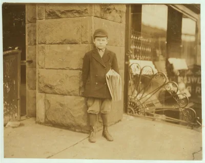 Stephen Yankus - 350 Newark St., 8 yrs. old, and works till 10 P.M.…, New Jersey, 1912