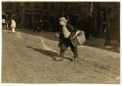 Lemon boy. Market.  Location: Boston, Massachusetts, 1917