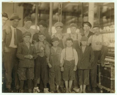 Group of workers in the Massachusetts Mills, Lindale, Ga. Photo taken…, Georgia, 1913