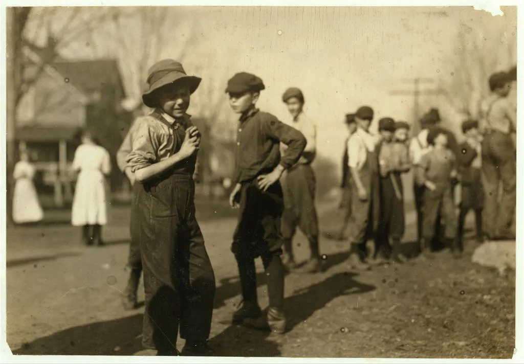 Charlie Foster has a steady job in the Merrimack Mills. School Record…, Alabama, 1913