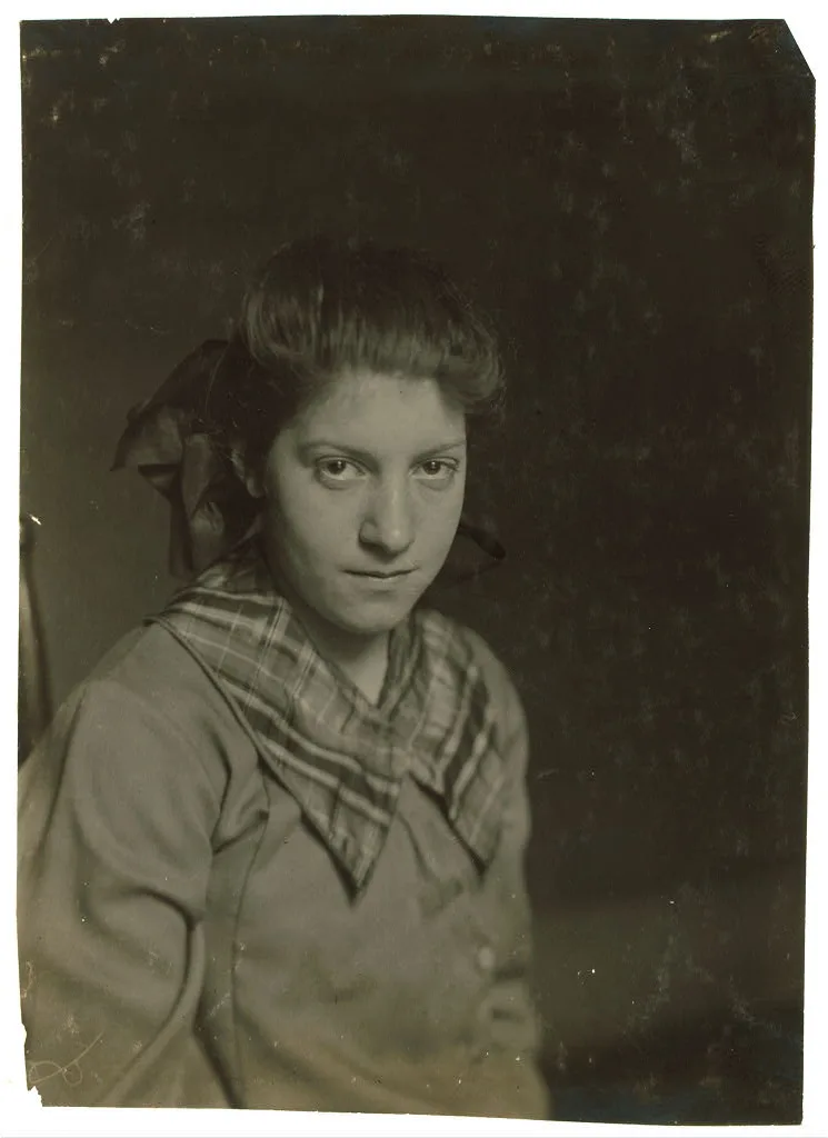 [French - Albertine Angelhart, 35 Gangion St. - 14 years old January…, Massachusetts, 1916