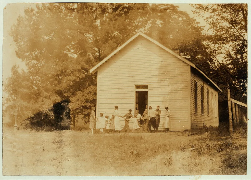 A Kentucky school. Name and data to be added later if possible. …, 1916