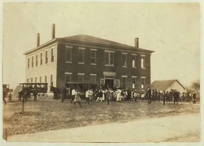 Woodburn School (consolidated). See Kentucky report.  Location:…, 1916