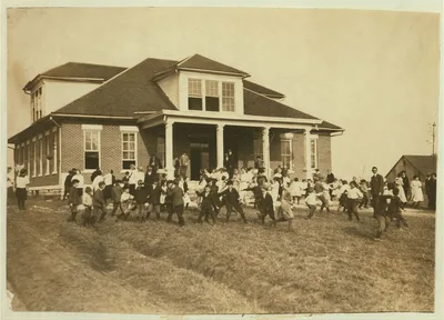[Rich Pond School (consolidated). See Kentucky report.]  Location:…, 1916