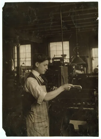 Operating an automatic press. Boston Index Card Co., 113 Purchase…, Massachusetts, 1917
