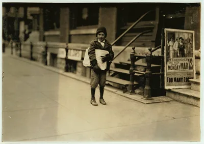 10-year-old truant newsie, selling during school hours Said: "I been…, Oklahoma, 1917