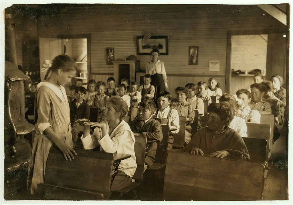 [Daily inspection of teeth and finger nails. Older pupils make the…, Oklahoma, 1917